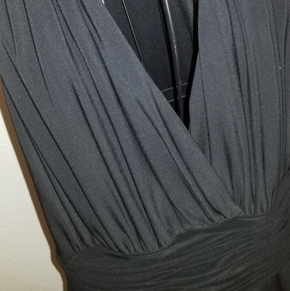 Dress - Picture 3 of 6